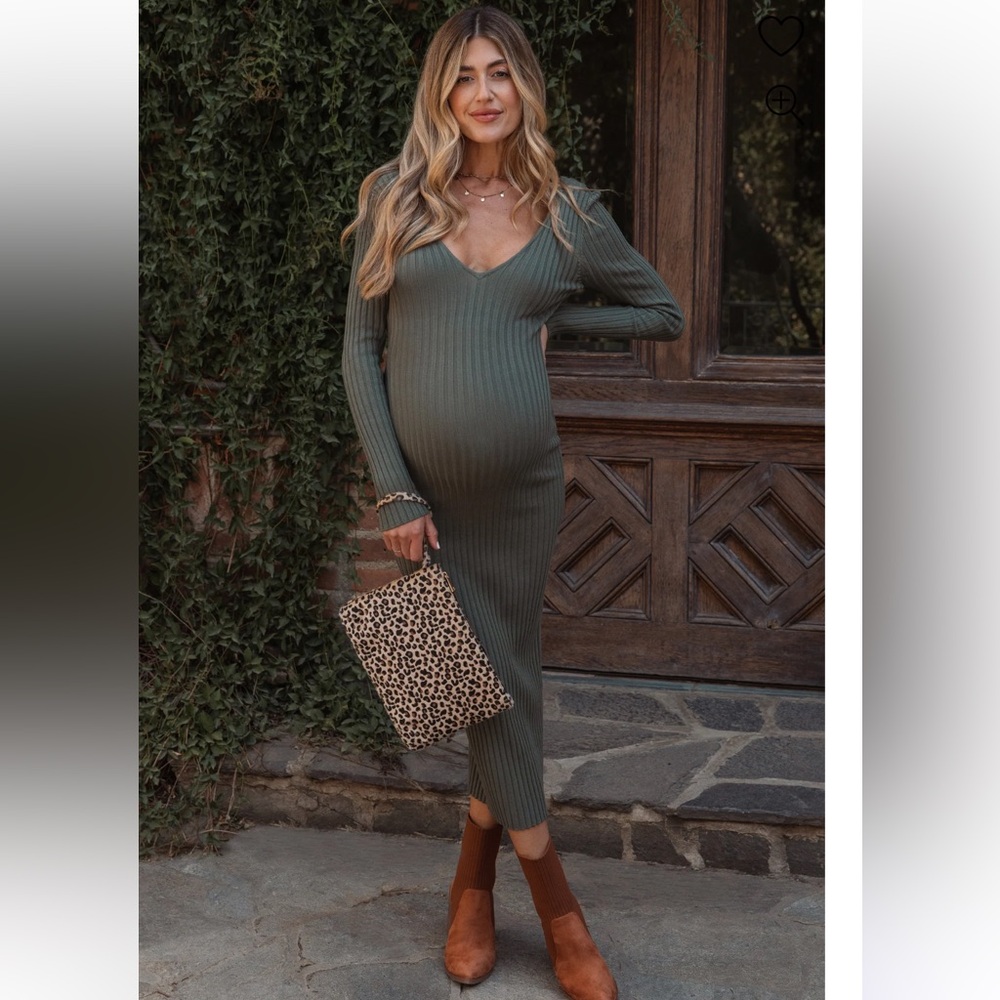 Light Olive V-Neck Long Sleeve Fitted Maternity Maxi Dress • Size Small • NWOT